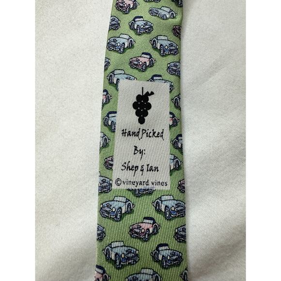 VINEYARD VINES Martha's Vineyard Men's 100% Silk Tie Green Made in USA Cars - Picture 3 of 8
